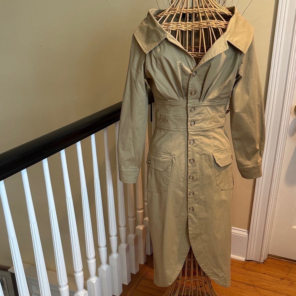 Beulah Style tan beautiful dress with pockets